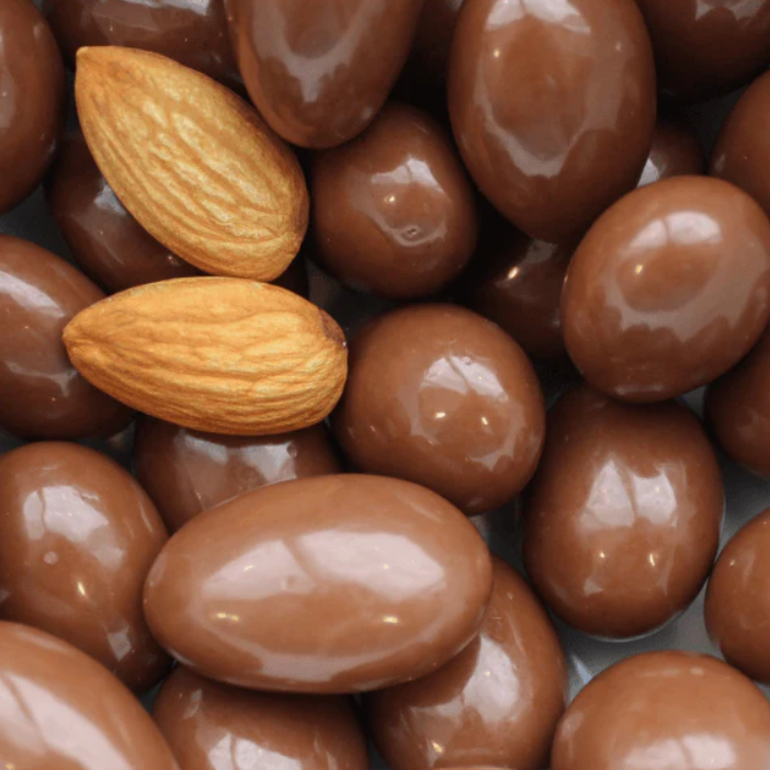ALMENDRAS CON CHOCOLATE 100 GR.